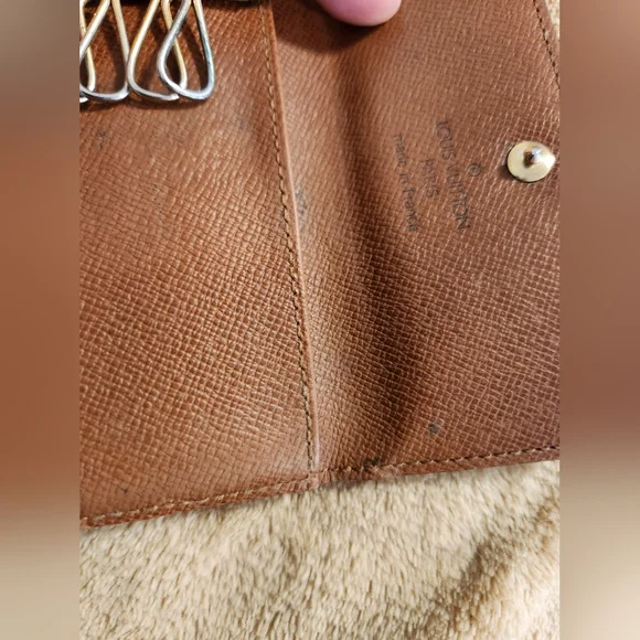 Authentic Louis Vuitton Multicles Key Chain Case Holder Wallet - Picture 9 of 13